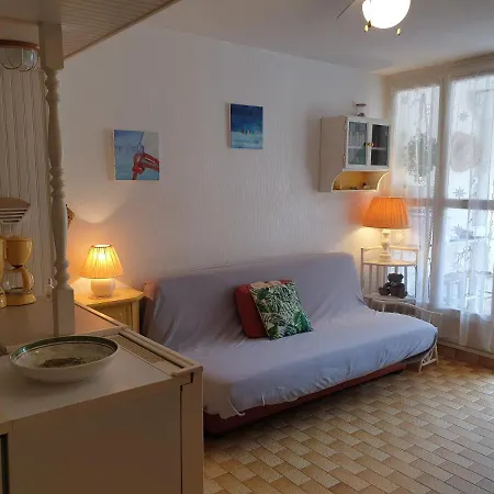 Coquet Studio - Le Neptune Apartmán *